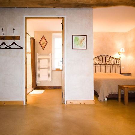 B&B La Cerisaie Francheleins Eksteriør billede